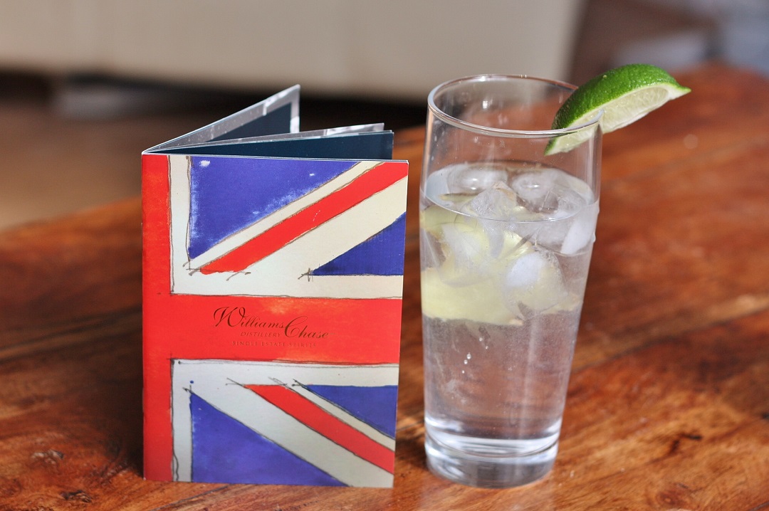 How to Make the Perfect Cocktail - William's Chase Distillery GB Gin and Tonic 8
